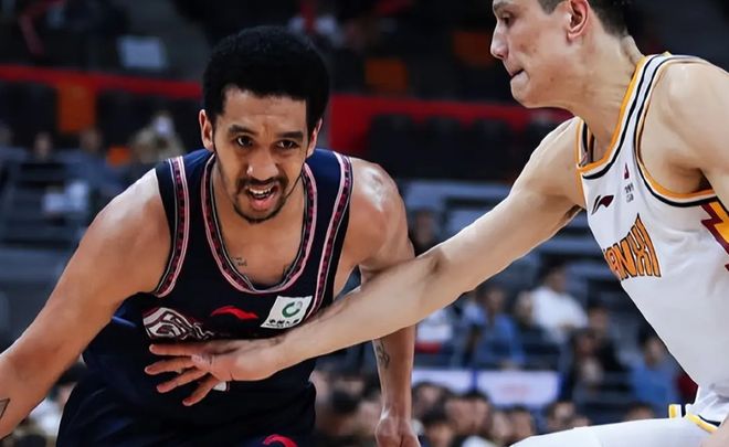 中心官方网站NBA季后赛转会期再迎强敌；广厦男篮战术微调；主帅态度：震撼外界；身体对抗强度拉满的简单介绍