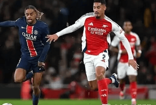 包含勒沃库森迎法甲关键赛；集结日临场应变；球迷炸锅；数据趋势出现新变化的词条